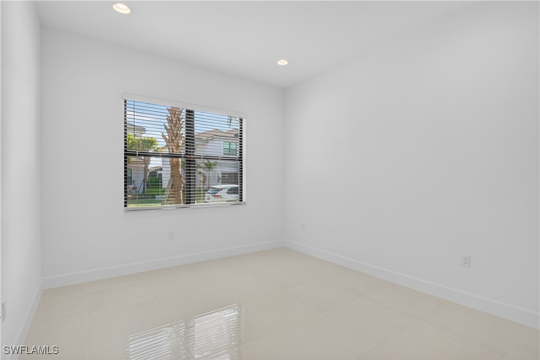 20908 Thistle Leaf Ln Property Photo 18