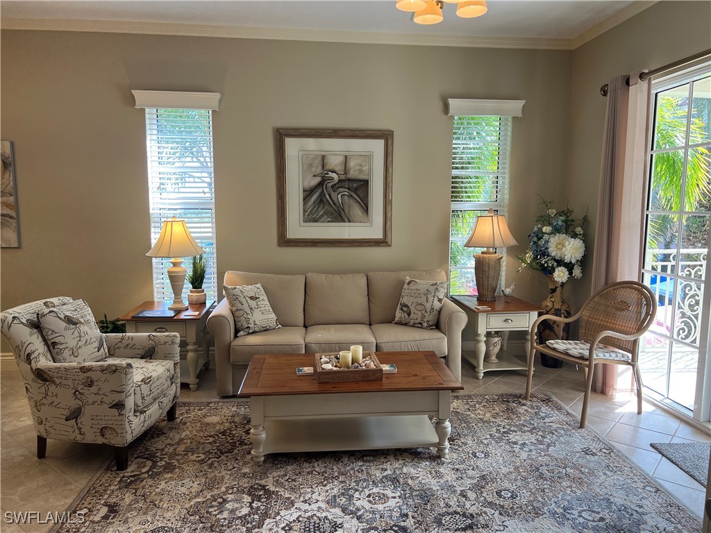 5068 Annunciation Cir 4211 Property Photo 2
