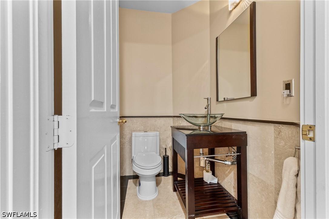 1845 Les Chateaux Blvd 202 Property Photo 20