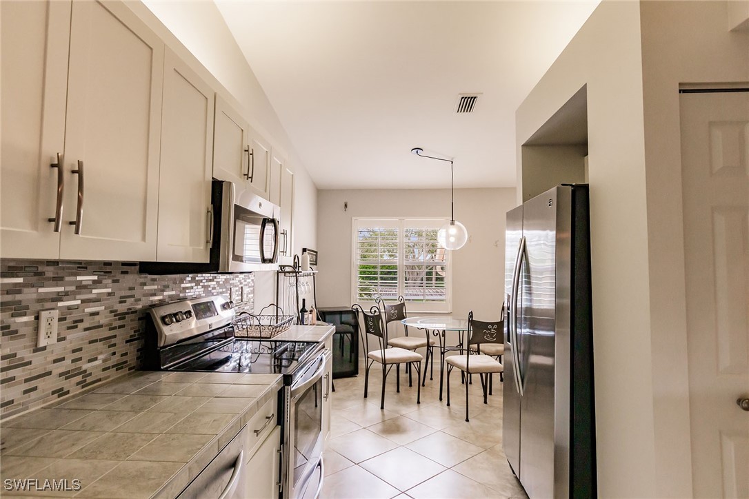 2516 Orchid Bay Dr 203 Property Photo 11