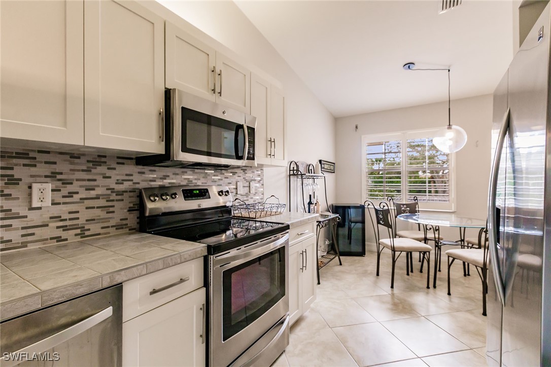 2516 Orchid Bay Dr 203 Property Photo 14