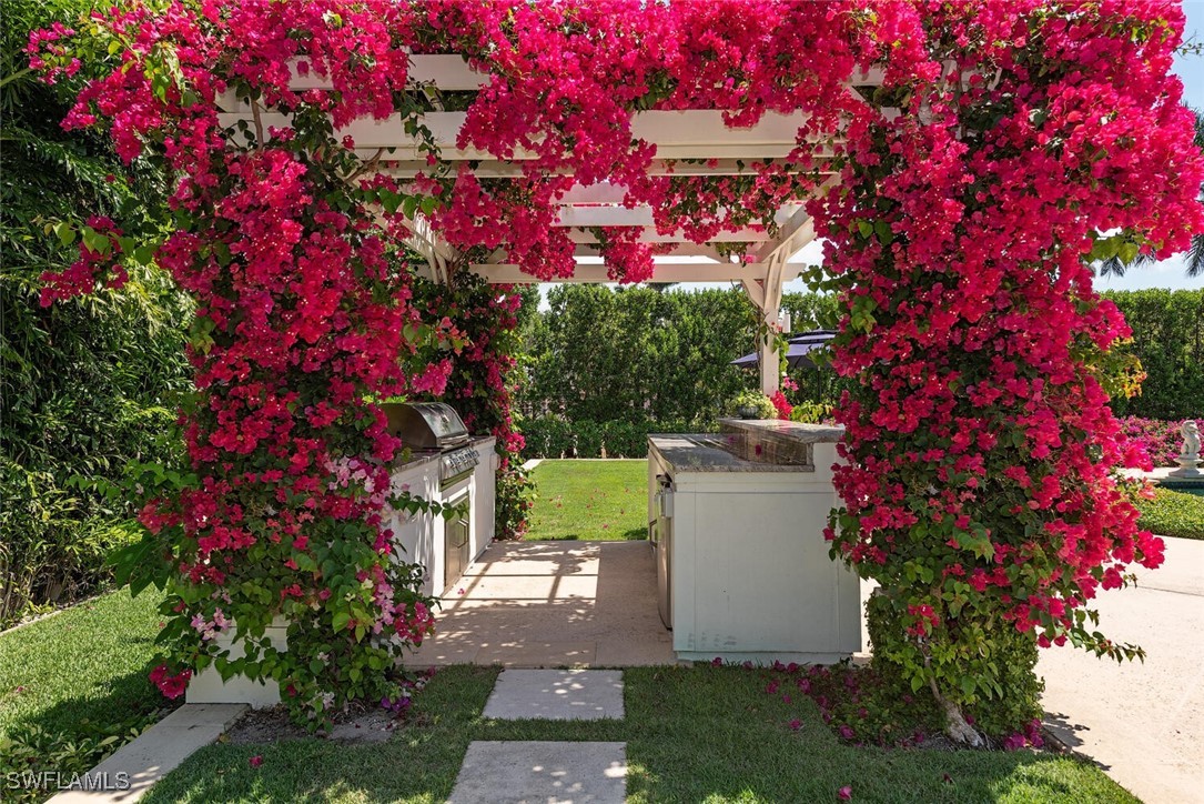 Xxx Lantern Ln Property Photo 11