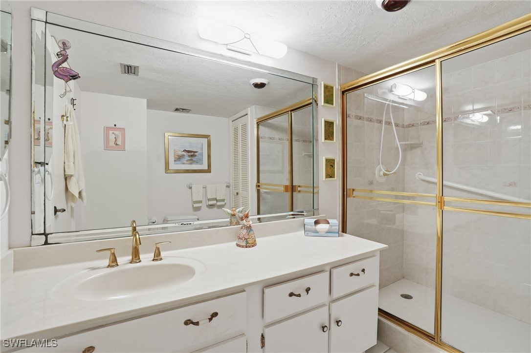 225084530 Property Photo 28