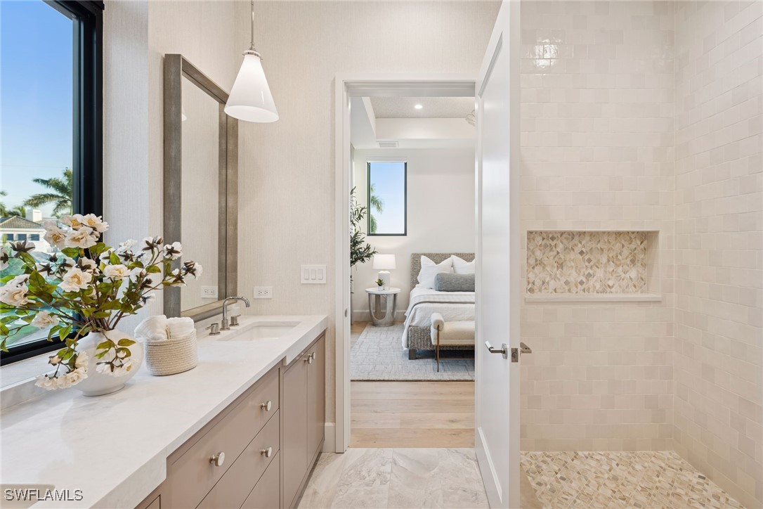 1990 7th St S Property Photo 25