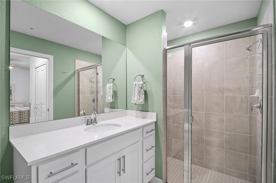 15345 Green Acres Ave 2117 Property Photo 28