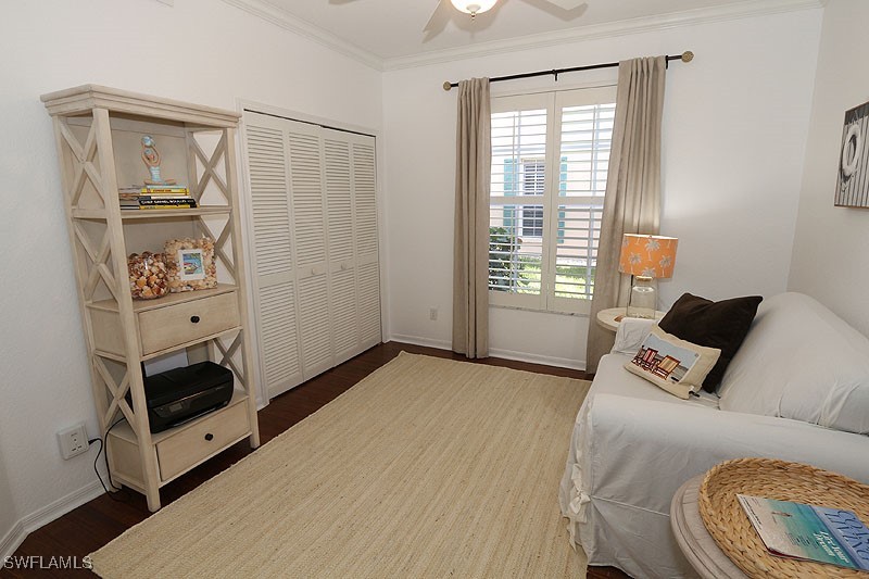 7058 Barrington Cir 102 Property Photo 12