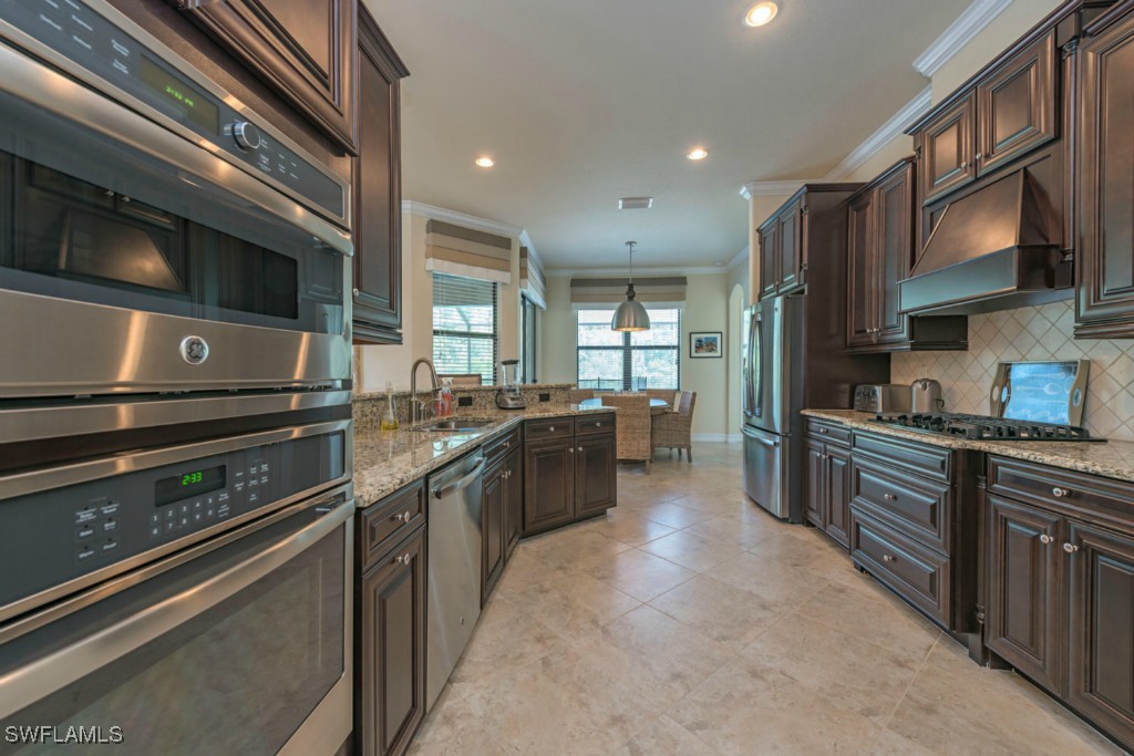 9560 Firenze Cir Property Photo 3