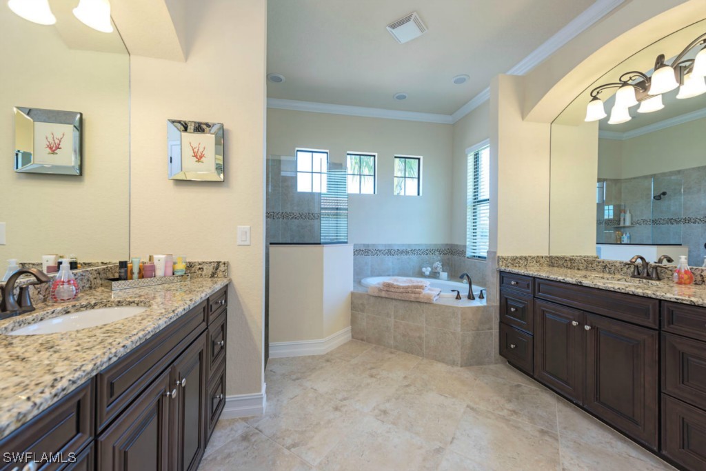 9560 Firenze Cir Property Photo 8
