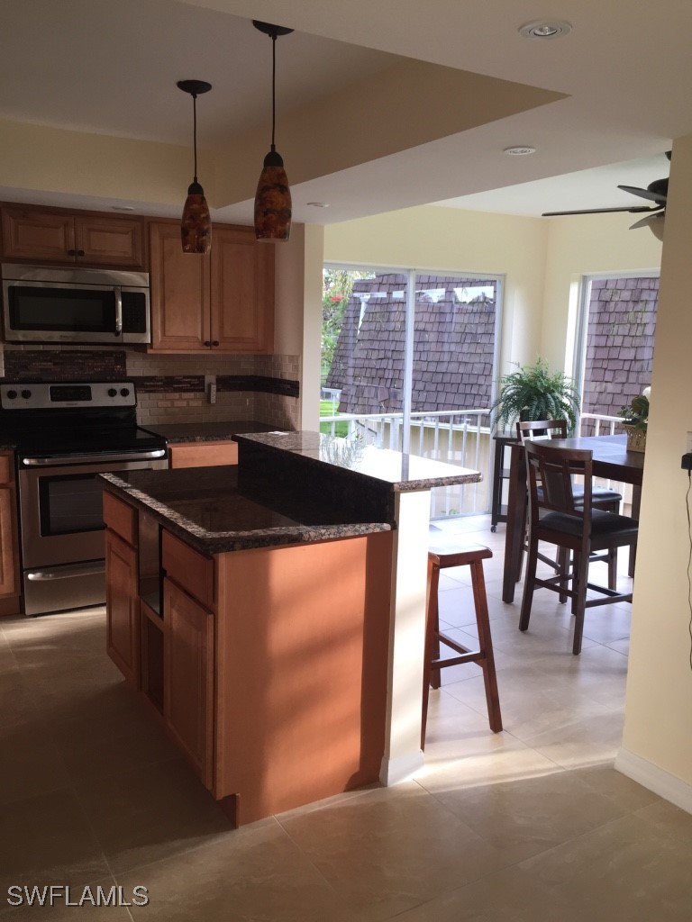 1860 Bald Eagle Dr 403b Property Photo 4