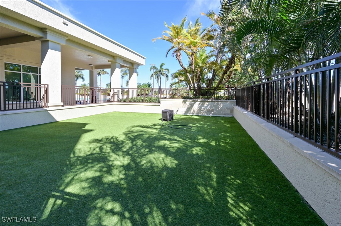 9115 Strada Pl 5211 Property Photo 31