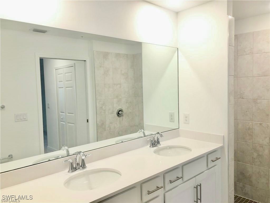 15960 Grassland Ln 2714 Property Photo 7