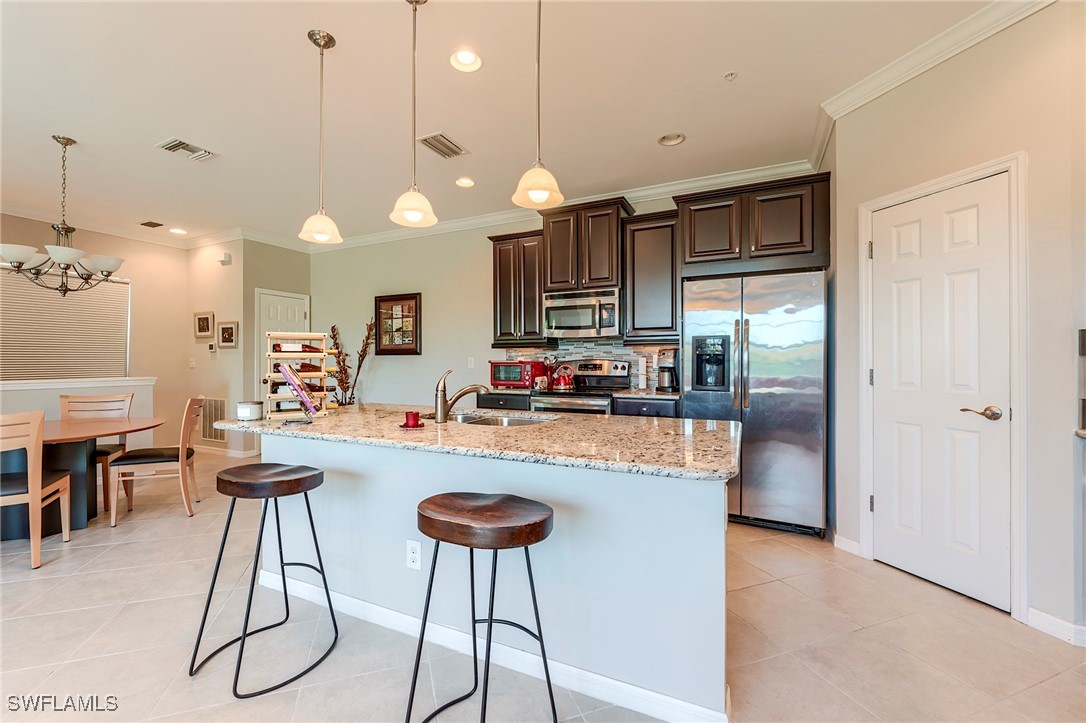 8510 Violeta St 201 Property Photo 4