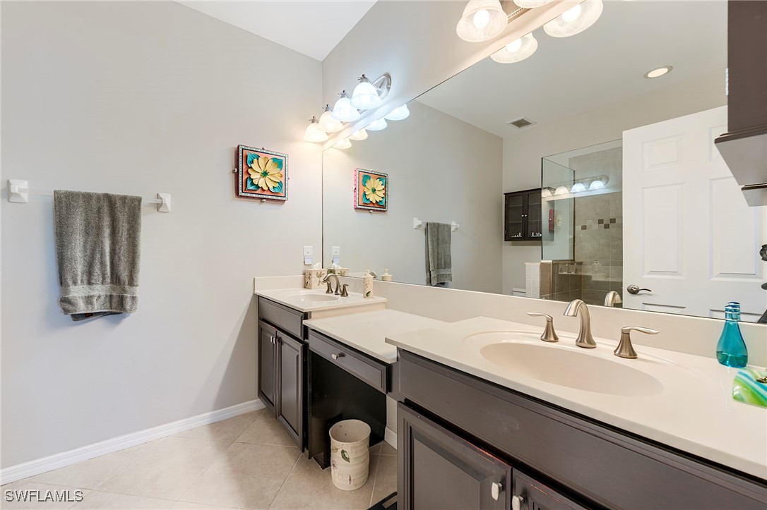 8510 Violeta St 201 Property Photo 12
