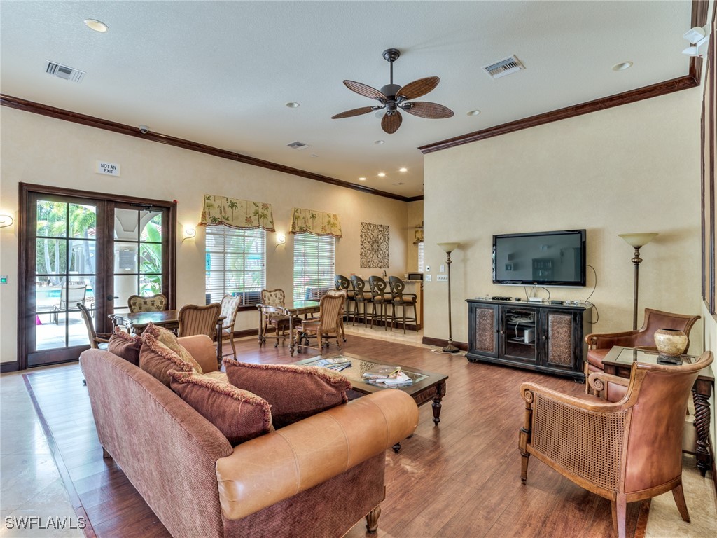 8510 Violeta St 201 Property Photo 22