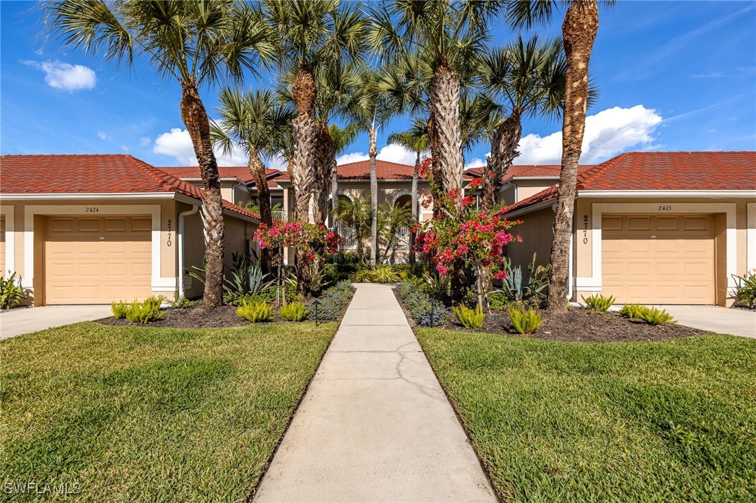 2770 Cypress Trace Cir 2425 Property Photo 3