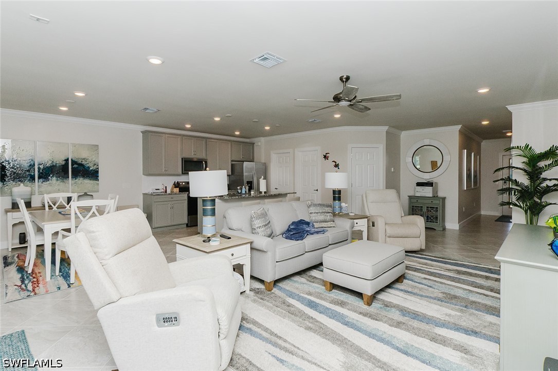 6189 Harmony Dr Property Photo 32