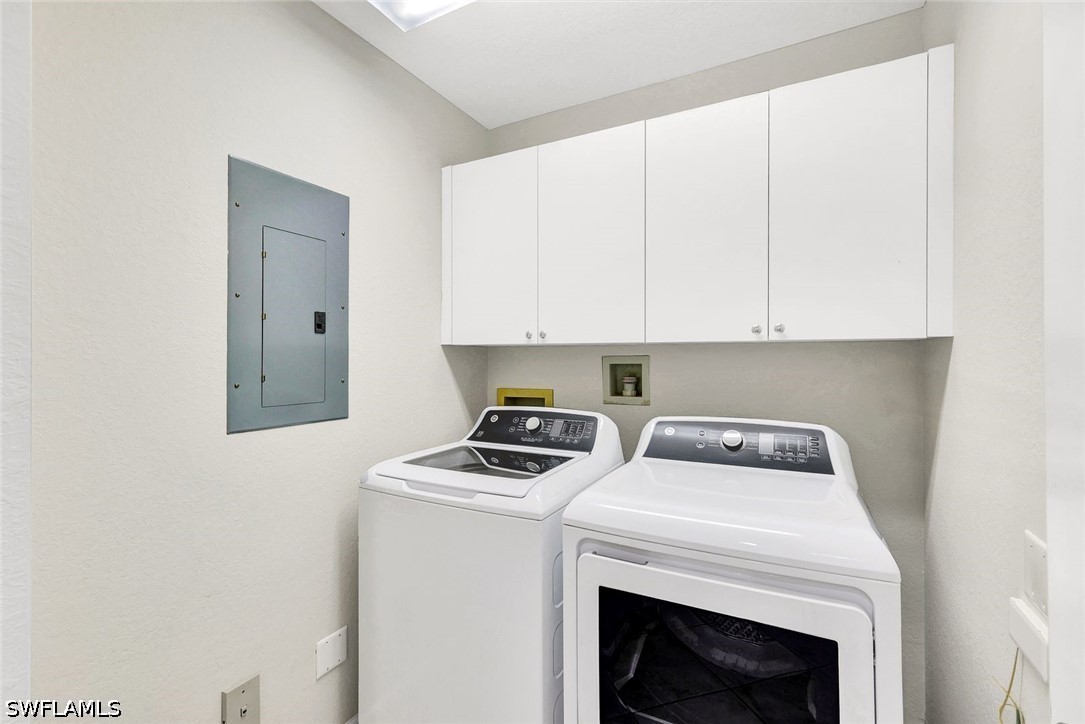 9261 Palmetto Ridge Dr 102 Property Photo 16