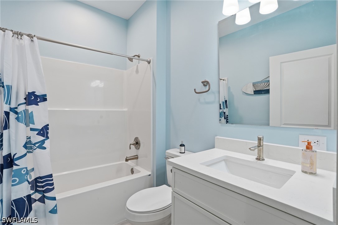 1 Fairview Blvd Property Photo 19