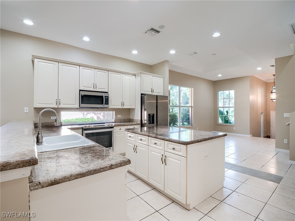 9124 Brendan Preserve Ct Property Photo 6