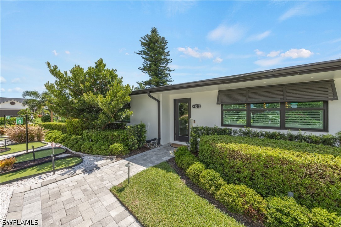 493 Willet Ave Property Photo 1