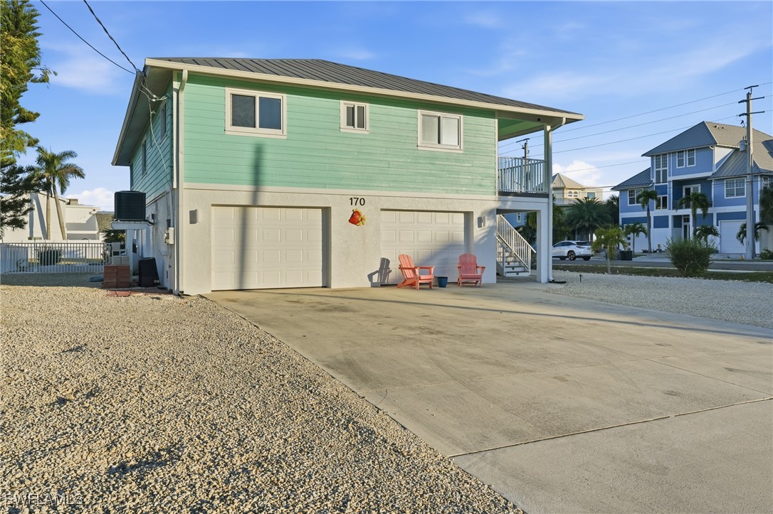 170 Redfish Rd Property Photo 4