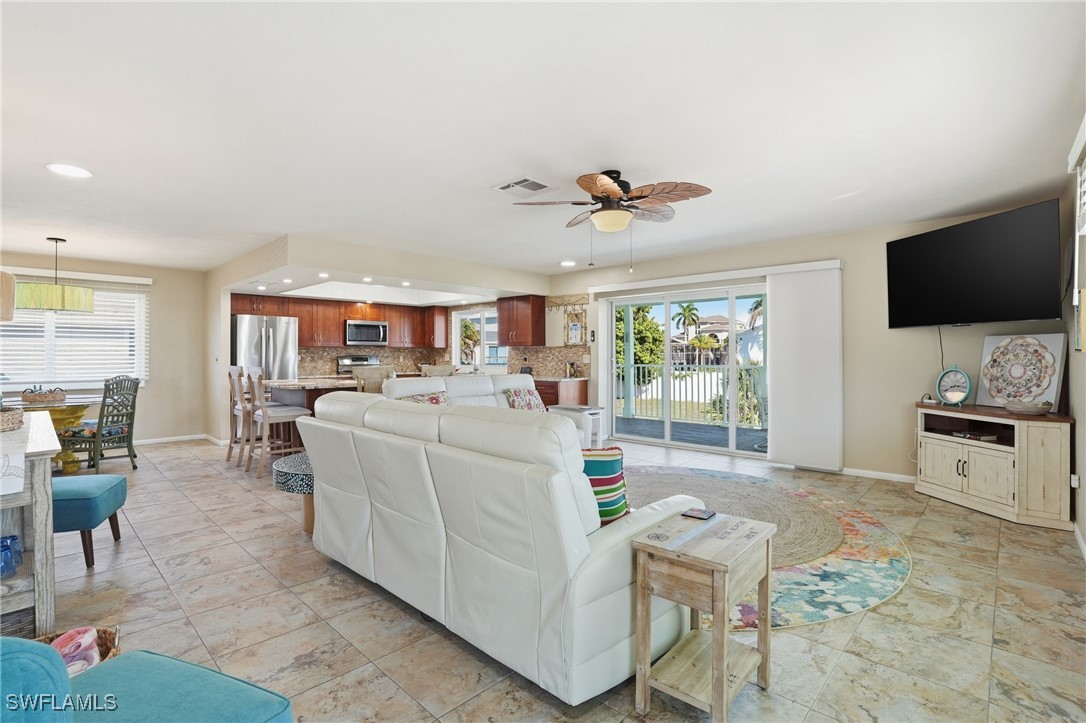 170 Redfish Rd Property Photo 8
