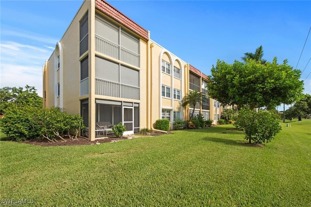 1085 Forest Lakes Dr 8305 Property Photo 13