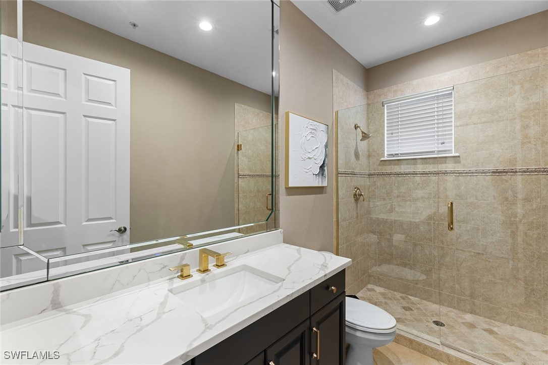 2864 Tiburon Blvd E 102 Property Photo 27