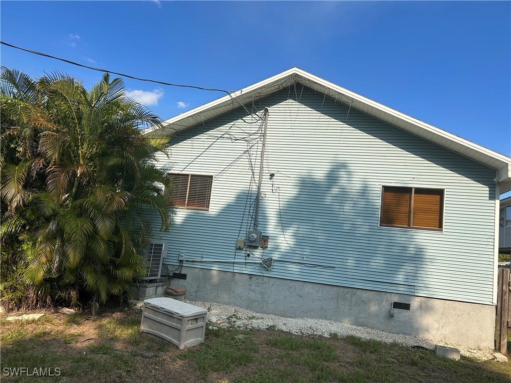281 Benson St E Property Photo 3