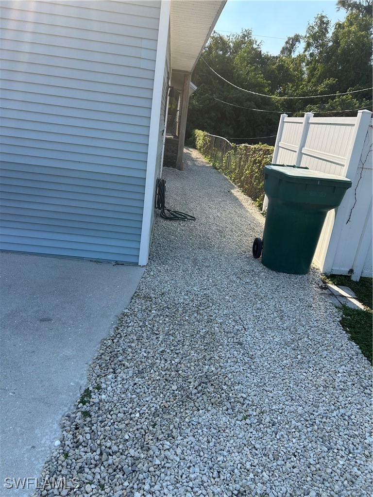 281 Benson St E Property Photo 9