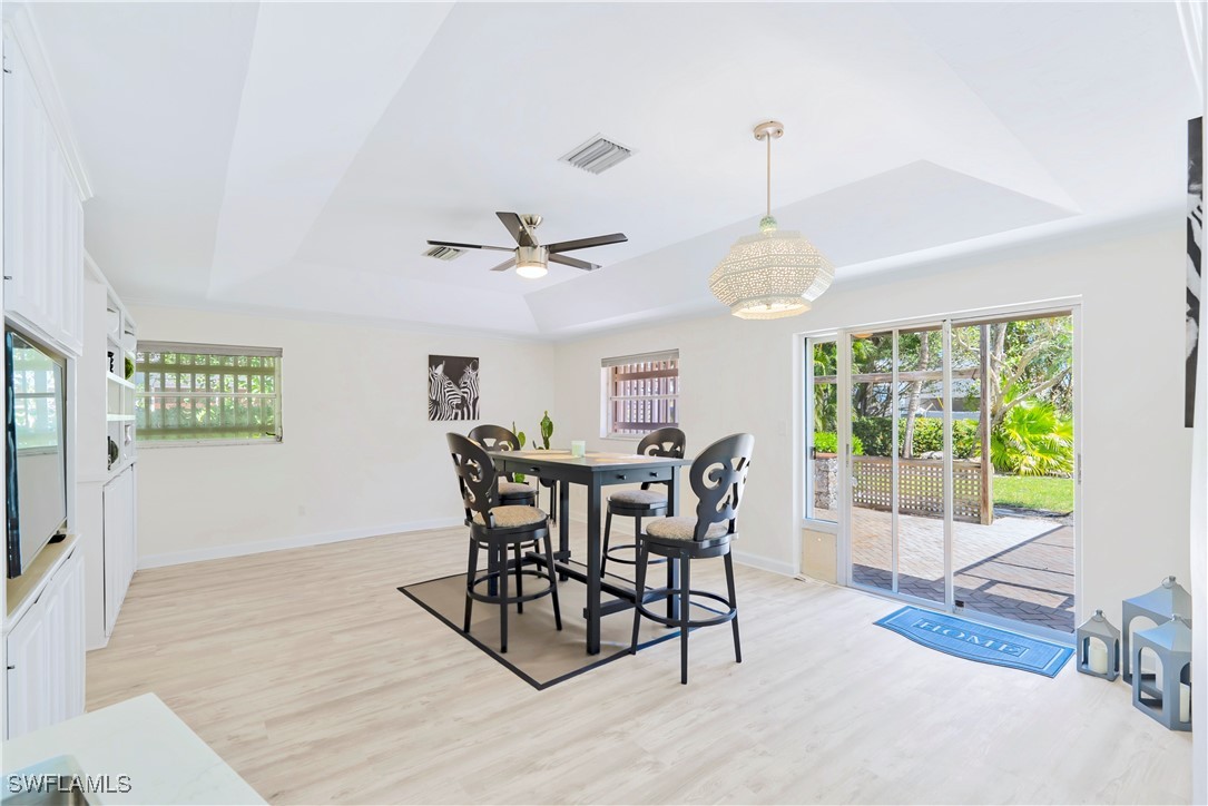 2125 Marina Dr Property Photo 18
