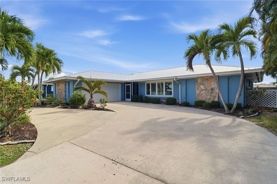 2211 Bayview Rd Property Photo 2