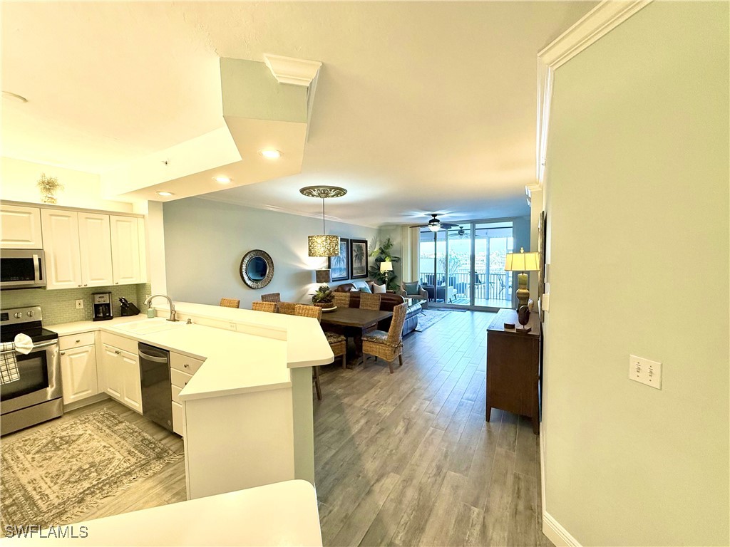 410 Flagship Dr 305 Property Photo 4