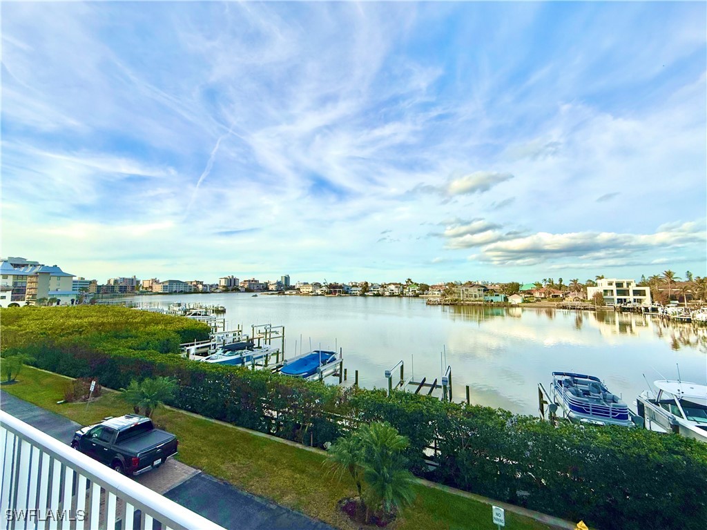 410 Flagship Dr 305 Property Photo 16