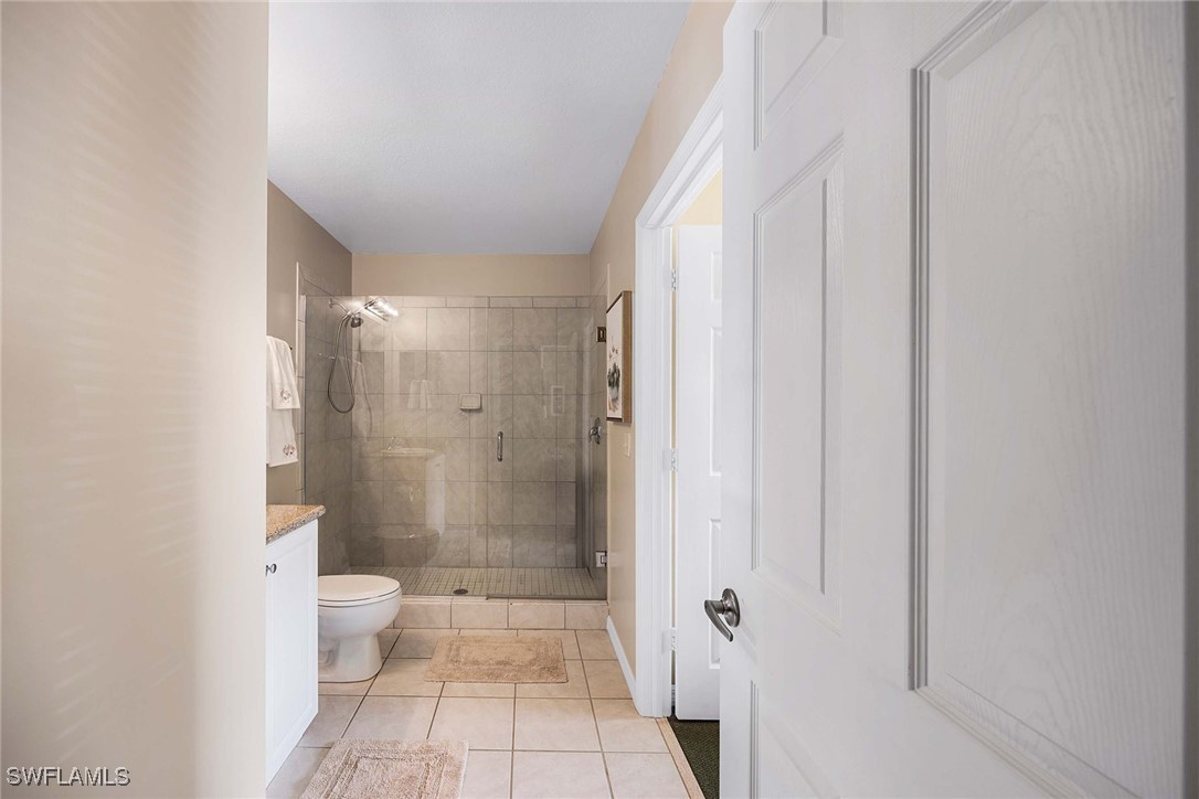 226002566 Property Photo 17