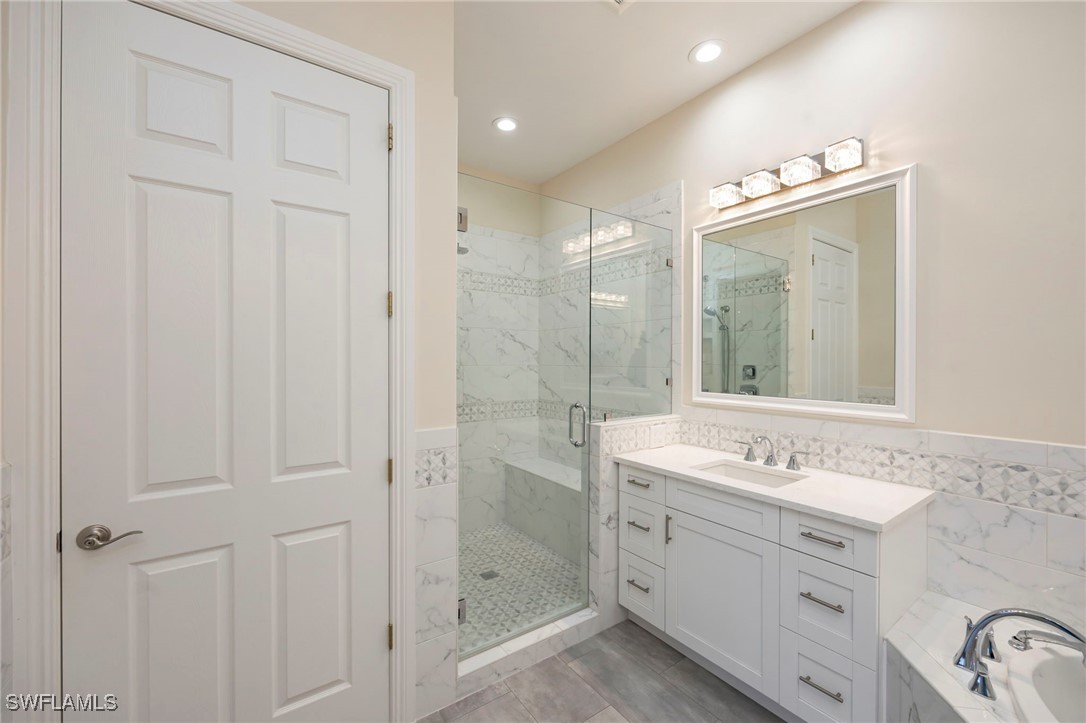5025 Maxwell Cir 2 Property Photo 13