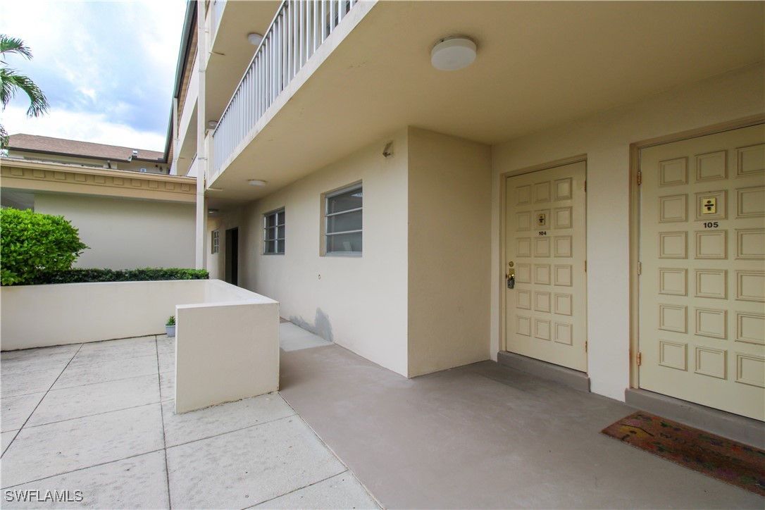 1020 Palm View Dr C104 Property Photo 2