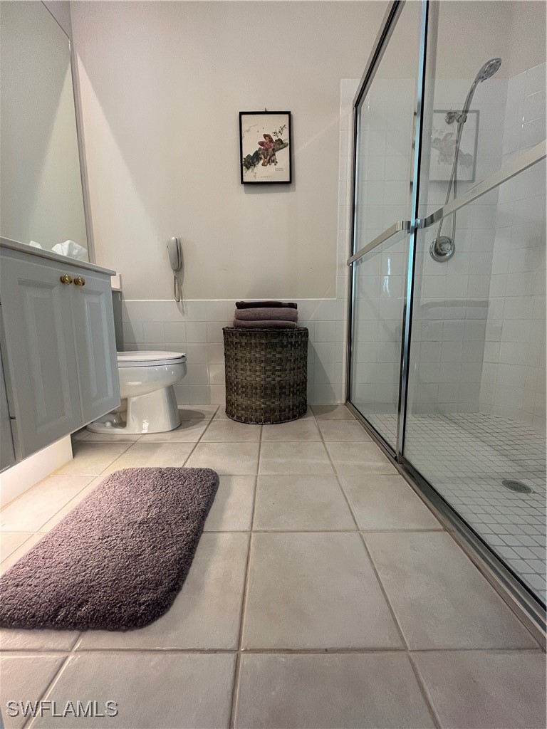 5477 Freeport Ln Property Photo 17