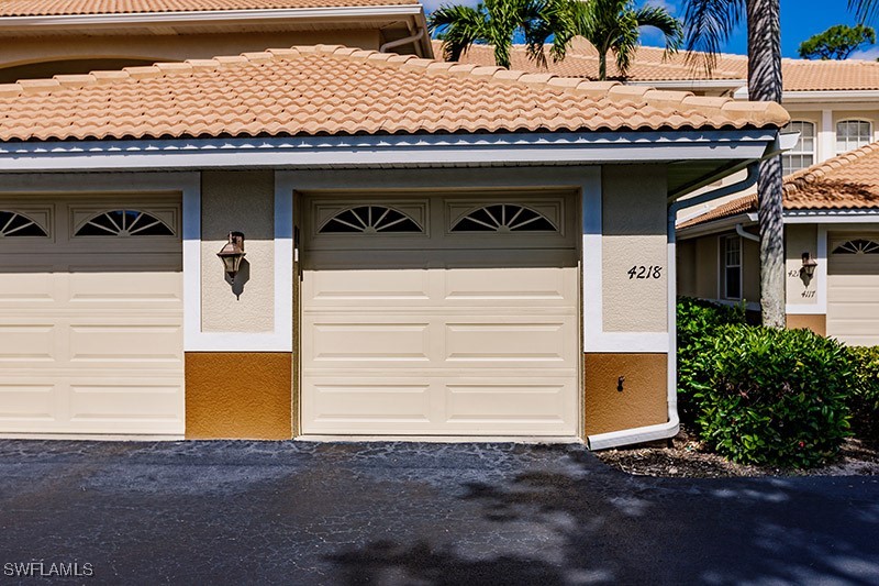 8135 Celeste Dr 4218 Property Photo 2