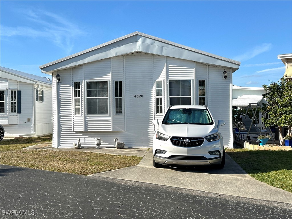 4520 Candlestick CT E Property Photo 1