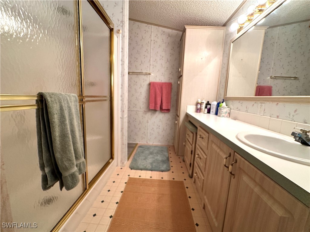 4520 Candlestick Ct E Property Photo 12