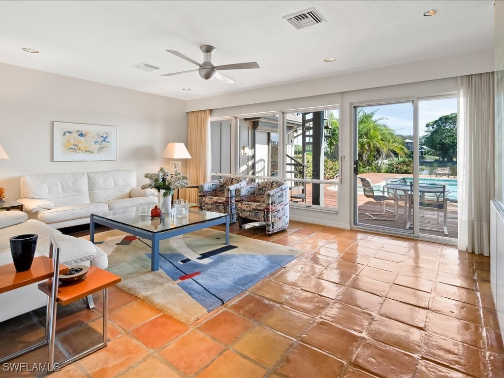 154 Cajeput Dr Property Photo 23