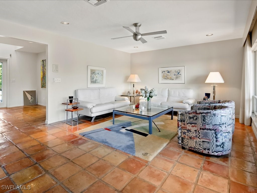 154 Cajeput Dr Property Photo 24