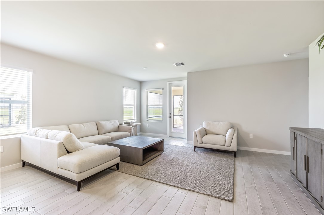 17770 Shade Tree Loop Property Photo 2