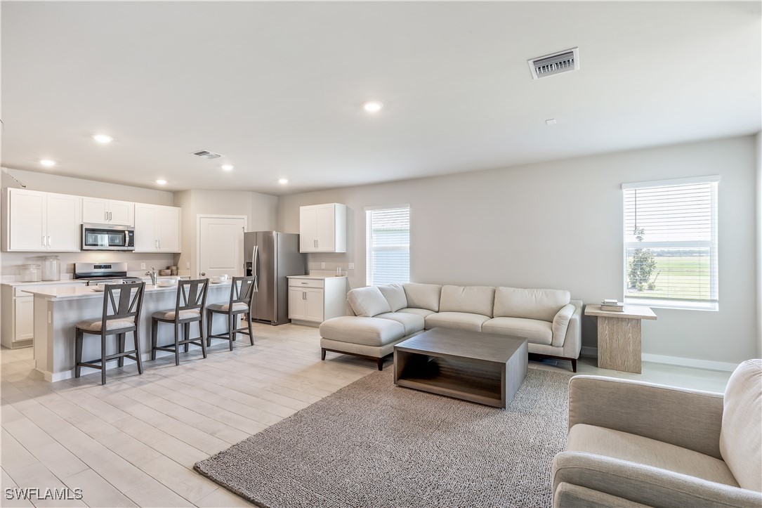17770 Shade Tree Loop Property Photo 3