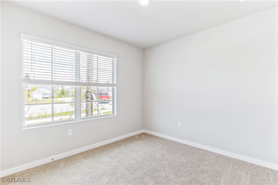 17770 Shade Tree Loop Property Photo 8