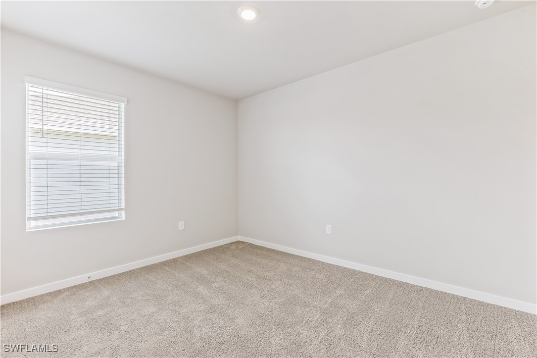 17770 Shade Tree Loop Property Photo 12
