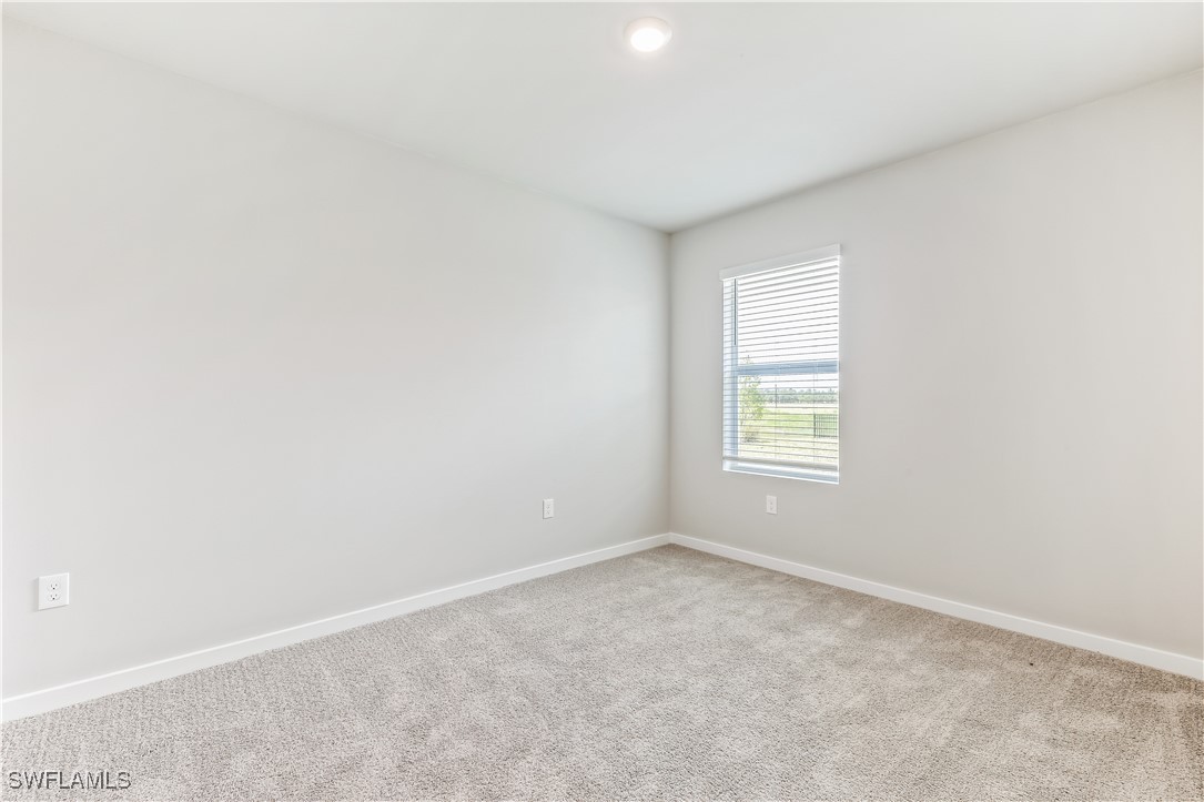17770 Shade Tree Loop Property Photo 13