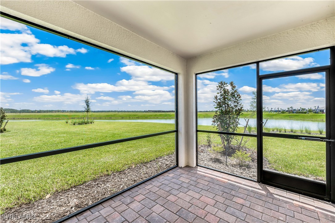 17770 Shade Tree Loop Property Photo 18