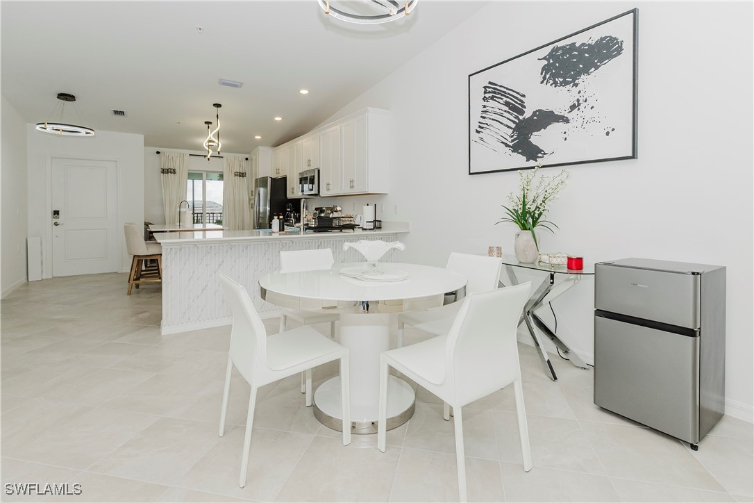 5466 Double Eagle Cir 3425 Property Photo 11